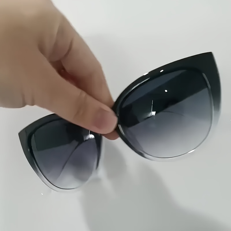 Fashionable and Individualisti - Travel Accessories As Gifts review and price